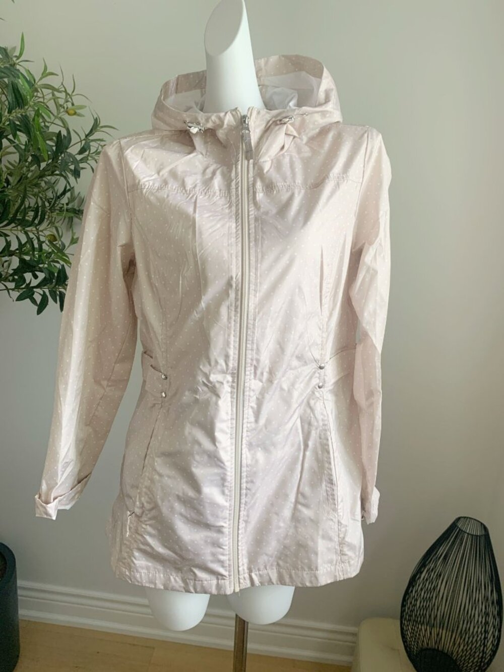 Jones New York Beige Polka Dot Hooded Lightweight Jacket Size M
